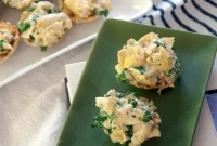 Flaky Spinach Artichoke Delights