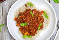 Hearty 20-Minute Lentil Bolognese
