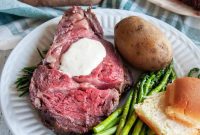 Tender Sous Vide Prime Rib with Tangy Horseradish Cream