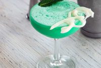 Creamy Mint Chocolate Grasshopper Cocktail