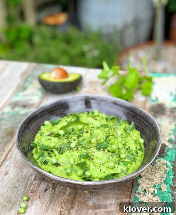 Vibrant Pea and Avocado Dip 2 Refreshing Pea & Avocado Dip
