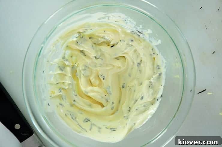 Mixed Mayo, Garlic, and Rosemary sauce