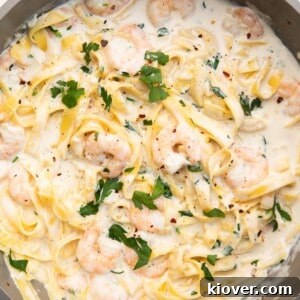 Lemon Garlic Prawn Linguine 9 A beautifully plated dish of Prawn Linguine, ready to be served.