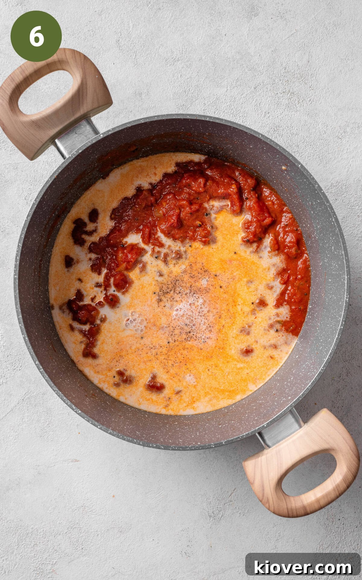 Curry sauce in a pan.