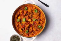 Creamy Pumpkin Curry Recipe with Coconut and Warm Spices