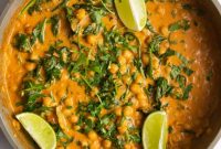 10-Minute Chickpea and Spinach Curry Recipe
