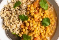 Slow Cooker Chickpea Curry Recipe for Tender, Flavorful Meals