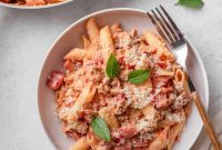 Creamy Italian Sausage Pasta Recipe with Tomato and Basil