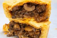 Gluten-Free Mushroom Stroganoff Pie Recipe for Comfort Dining