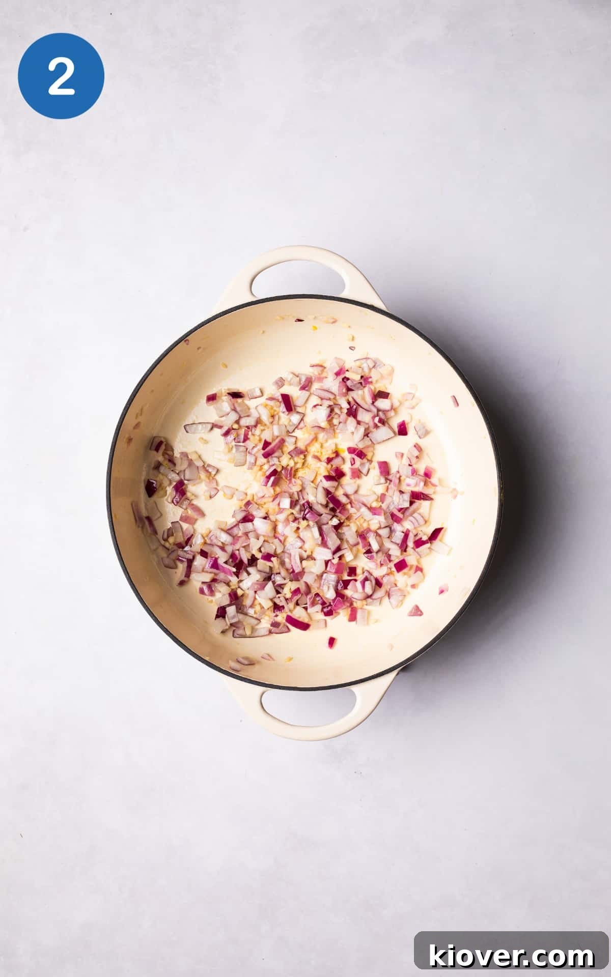 oil, garlic, red onion, and salt and pepper in a large pot.