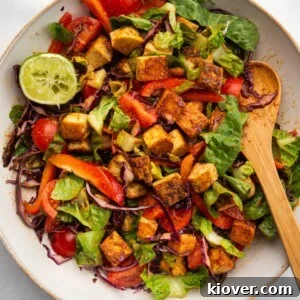 crispy tofu salad with vegetables.