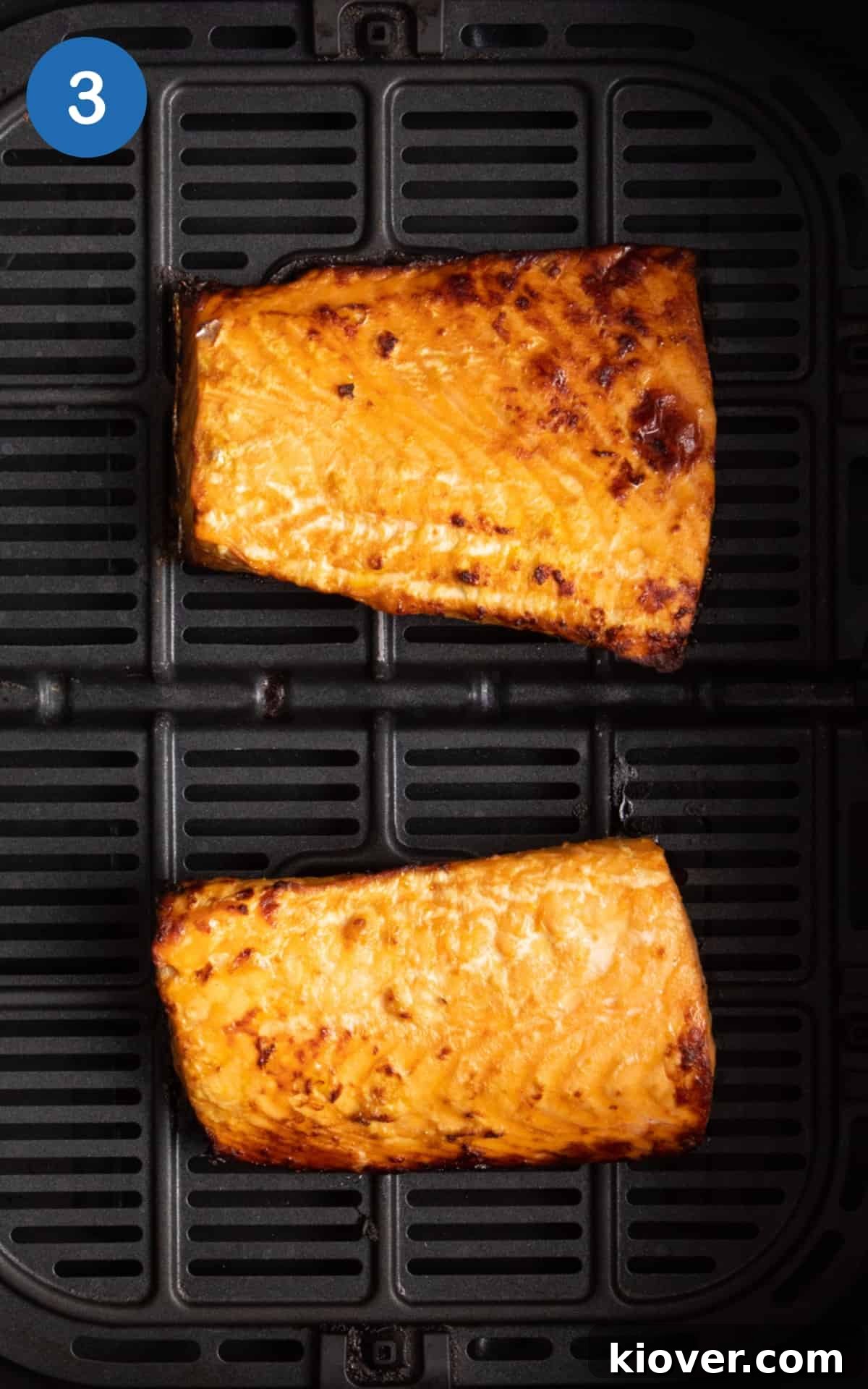 air fried salmon in air fryer.