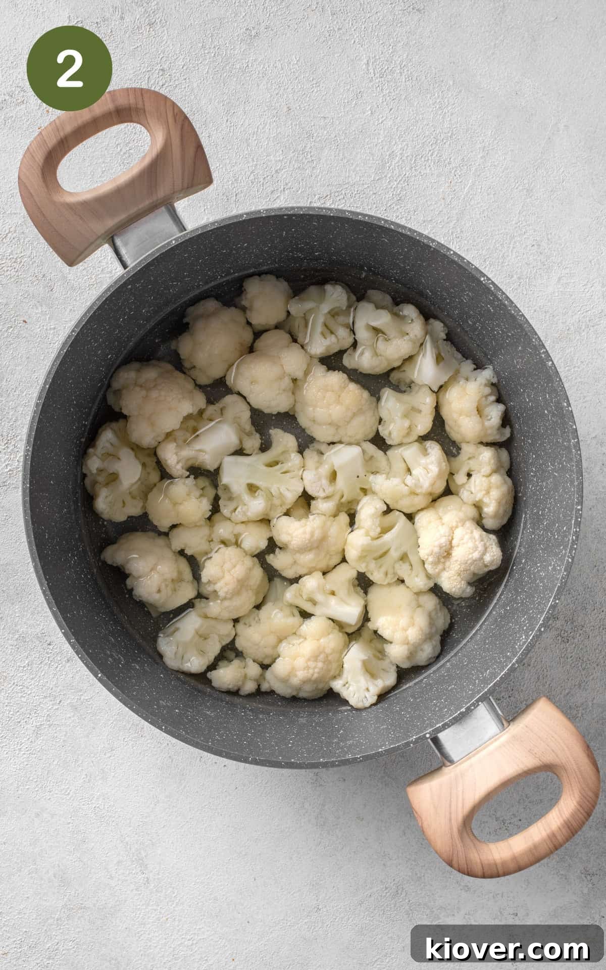 cooking cauliflower in a pot.