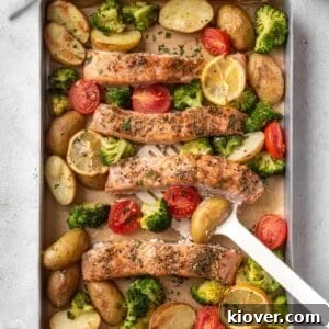 Flavorful Salmon Tray Bake with Lemon, Garlic, and Roasted Veggies 13 salmon tray bake with vegetables.