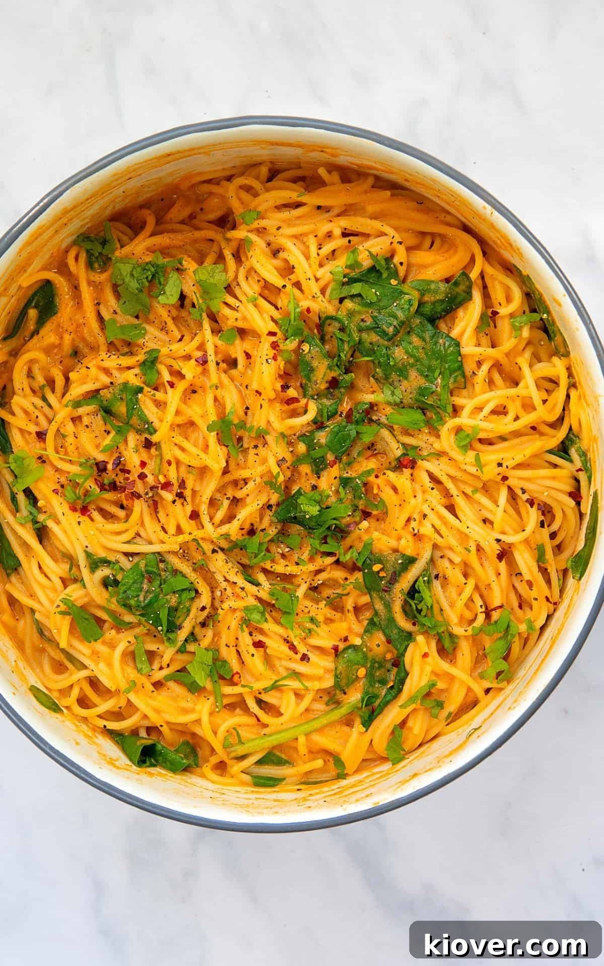 Creamy Roasted Red Pepper Pasta Recipe for Dinner Tonight 8 red pepper pasta served in a large dish.