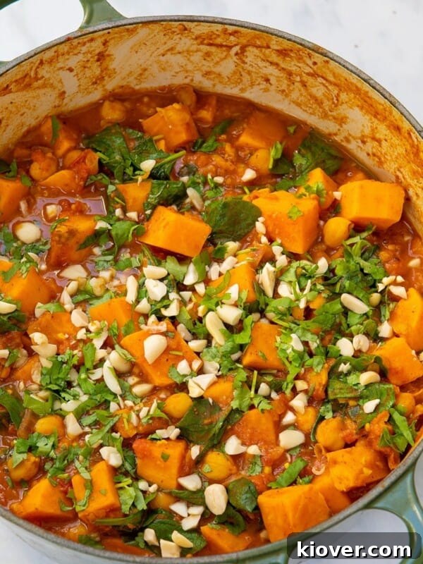 Peanut stew with sweet potatoes in a pot.
